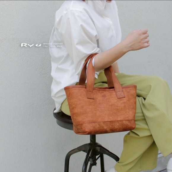 易用性超群!迷你手提包的介绍♪