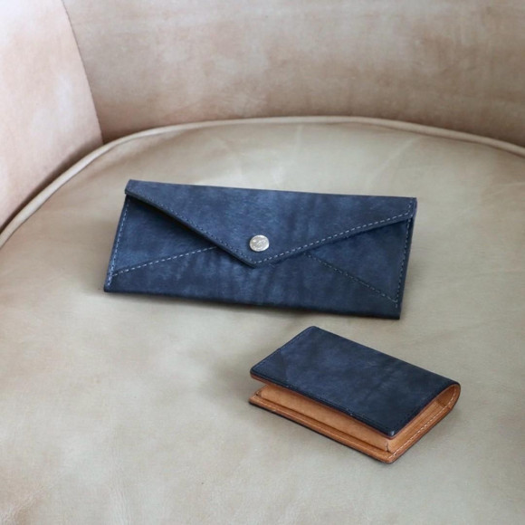 งาน! ในของมีชื่อเสียงใส่กระเป๋าสตางค์ยาวและกล่องบรรจุนามบัตรบาง!