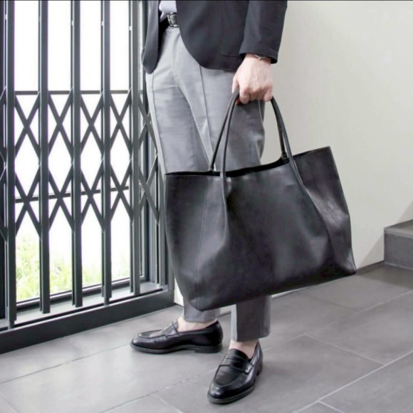 大人気トートバッグのご紹介!!