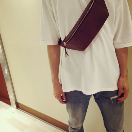 まもなく夏本番‼　白Tシャツにはこのバッグ‼