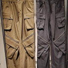 ゆったりワイドなカーゴパンツ