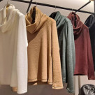 用变形的高领带温暖冬天