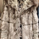 ラグジュアリーなファーブルゾン