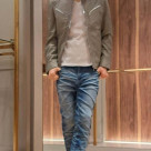 皮革×牛仔裤=春天的装束