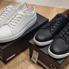 楽々レザースニーカー