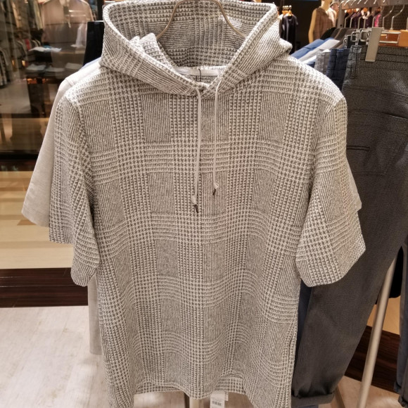 新入荷！プルオーバー半袖パーカー