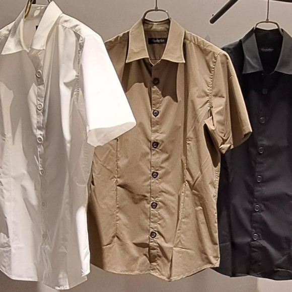 今話題の雨よけシャツ～