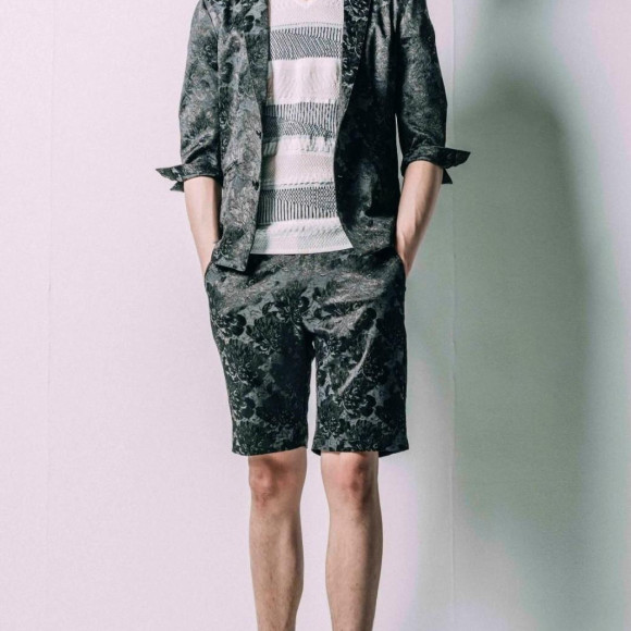 夏のカジュアルセットアップ