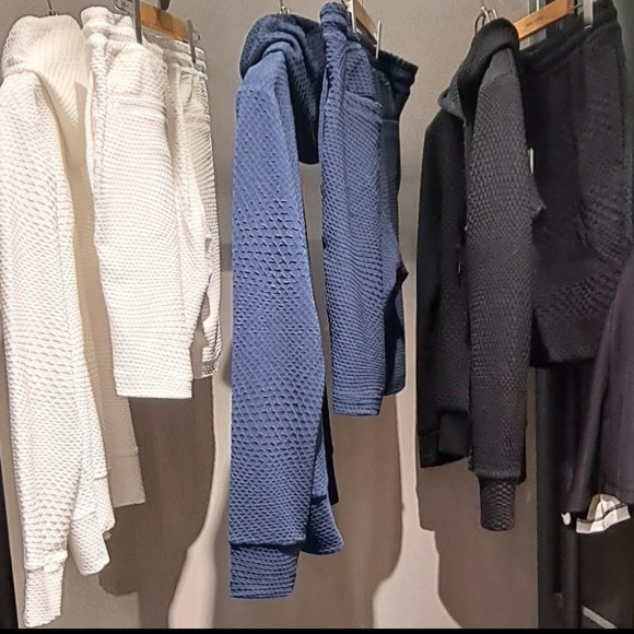 晩夏のスポーティーなセットアップ&アンサンブル