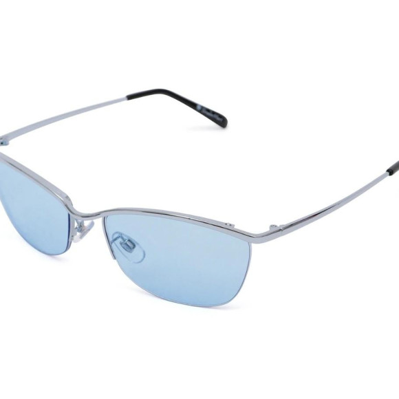 アイウェアも勢揃い