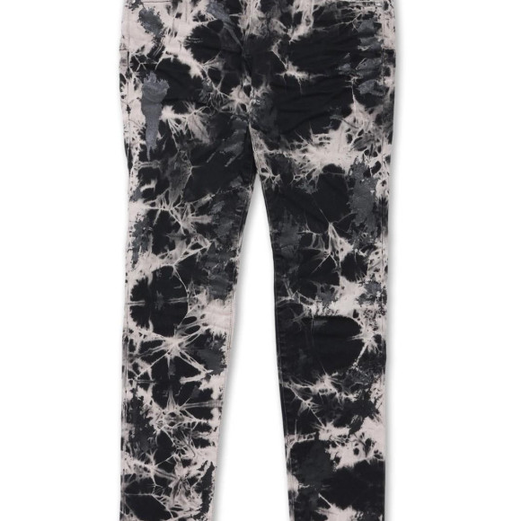 エッジのきいたシャープなデニム