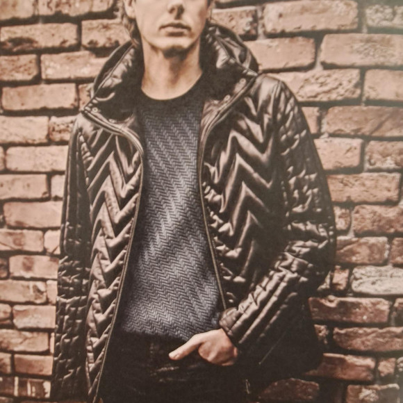 保温性ナンバー１のレザーダウン