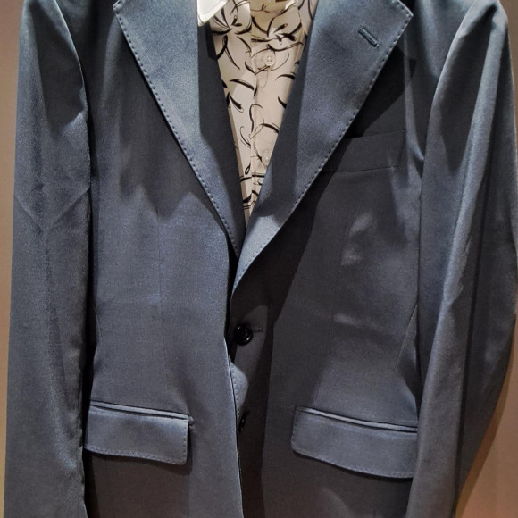 明日から春服はハイストリートで