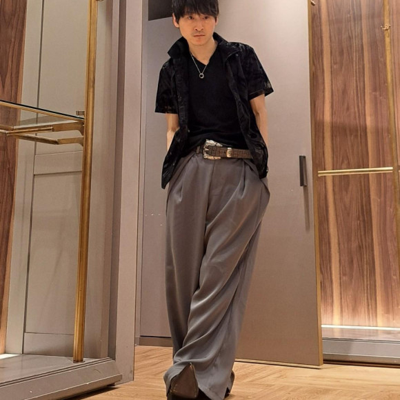夏のドレープパンツはお持ちですか？