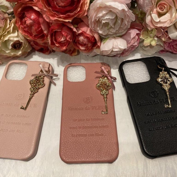 ✨Key Charm iPhone Case ✨