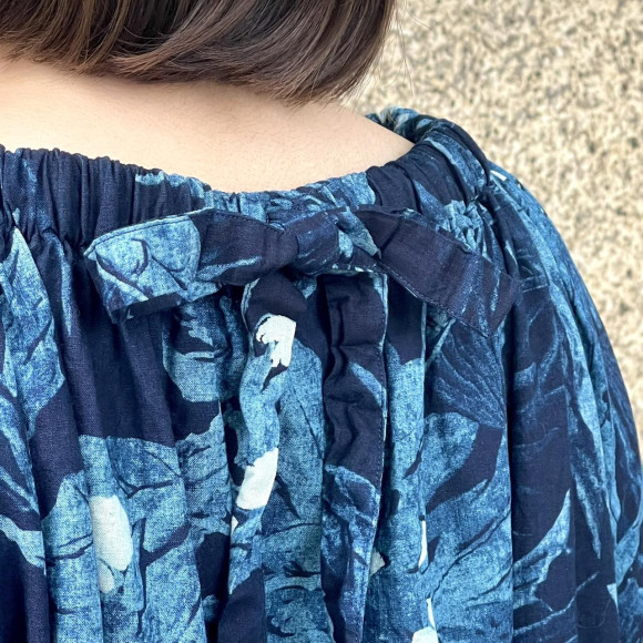 イースタンアロハのパフドレス