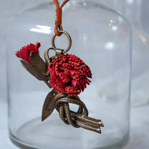 エヴァーチャーム