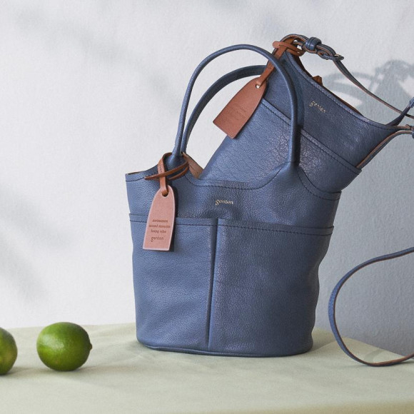 「タスカ」新色と革小物