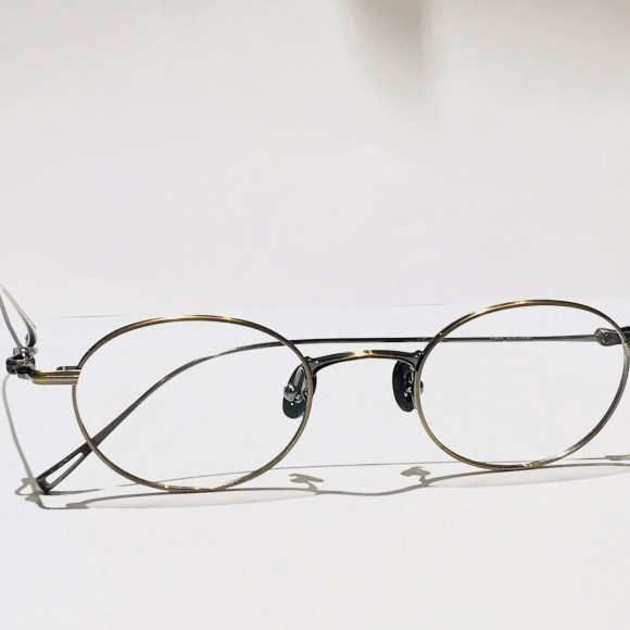 金子眼鏡　チタン　オーバル　黒蝶貝素材チタン飾りにシルバー925
