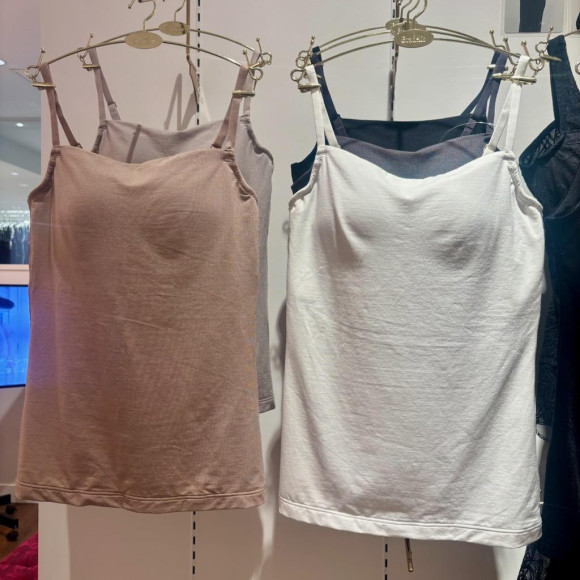 去旅行或回老家♪在使用方便超群的胸罩上亮相新色!