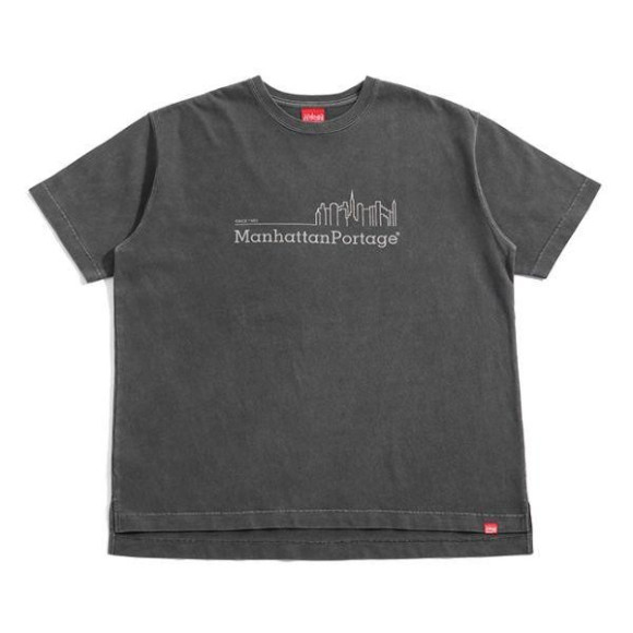 【シンプルなデザインが◎】Tシャツ