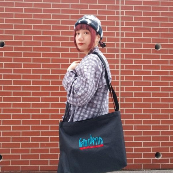 【ネオンサインを再現】数量限定ショルダーバッグ