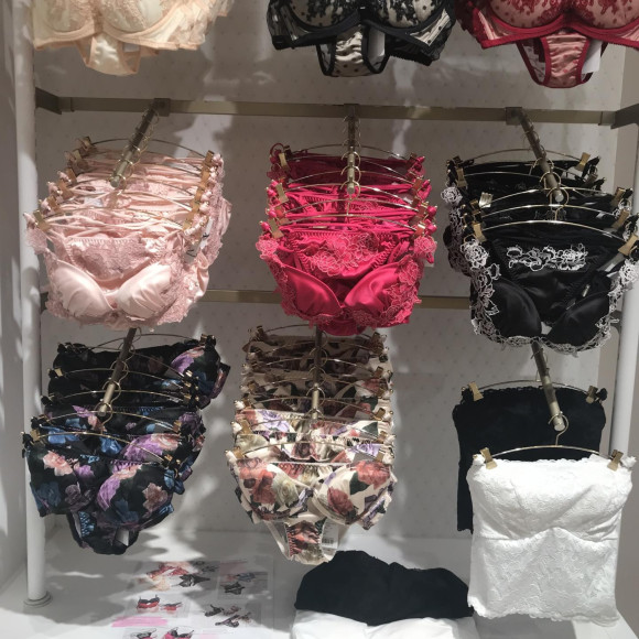 AW♡ランジェリー本日から発売！