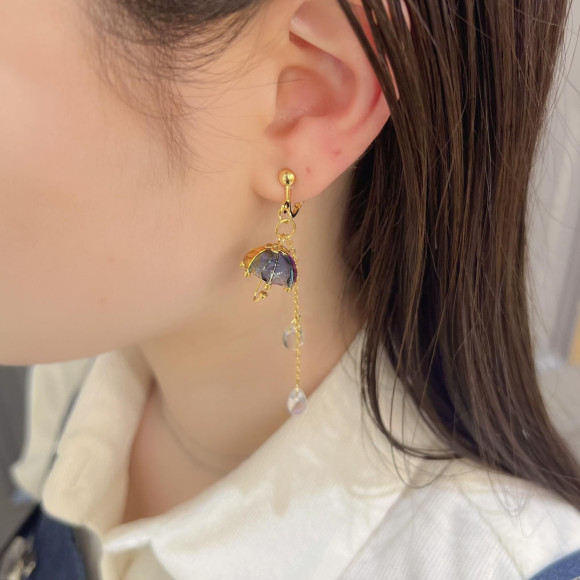 การจำกัดเครื่องประดับ * ระยะเวลาของร่ม