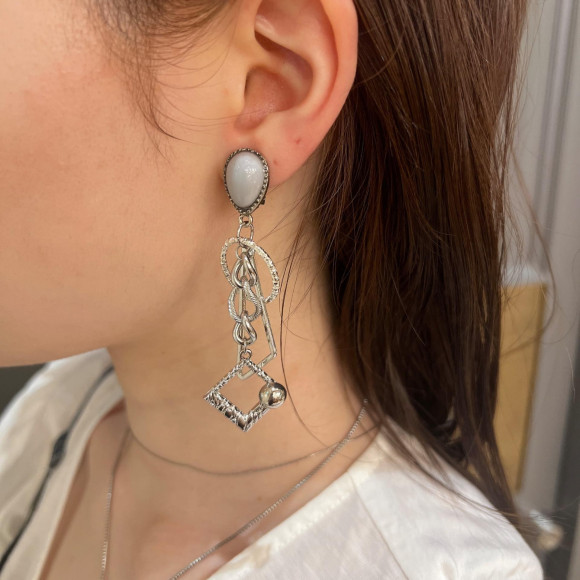 サージカルステンレス素材　大ぶりシルバーアクセサリー ＊ 期間限定