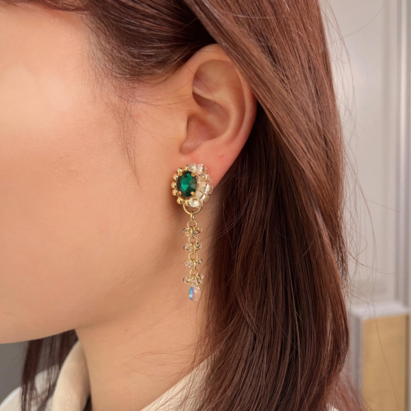 ビジューとビーズの刺繍アクセサリー ＊ 期間限定