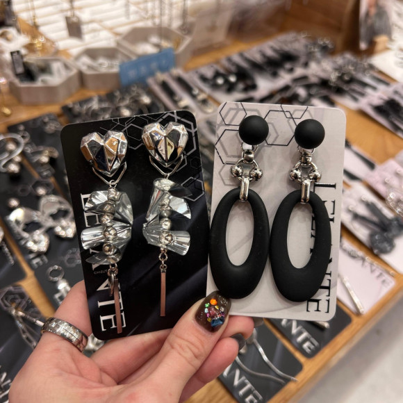 ブラックと個性派好きさんに♡期間限定 