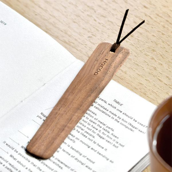 木の表情を楽しむ木製のしおり「Bookmark」