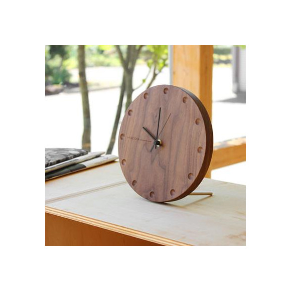 時と共に風合いを増す木製時計「Wall Clock」