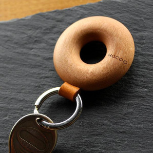 輪っか型の木製キーホルダー「Keyholder Hoop」