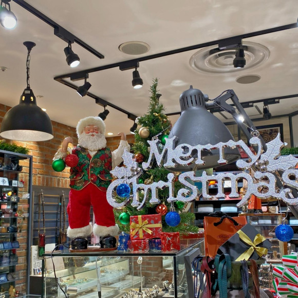 お店がクリスマス仕様に…！(´∀｀)