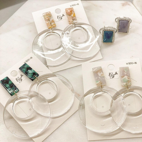 新作アクセサリーのご紹介 シャイニーライン ショップニュース 仙台parco パルコ