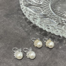 [Metal Allergy] Large pearl pierced earrings/surge Carsten Less