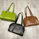 Buckle tote bag