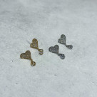【金属アレルギー対応】ハート ビジュー ピアス/シルバーポスト