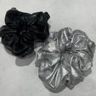 レザーシュシュ