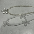 ビーズフラワーネックレス