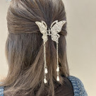 バタフライモチーフ　ヘアクリップ