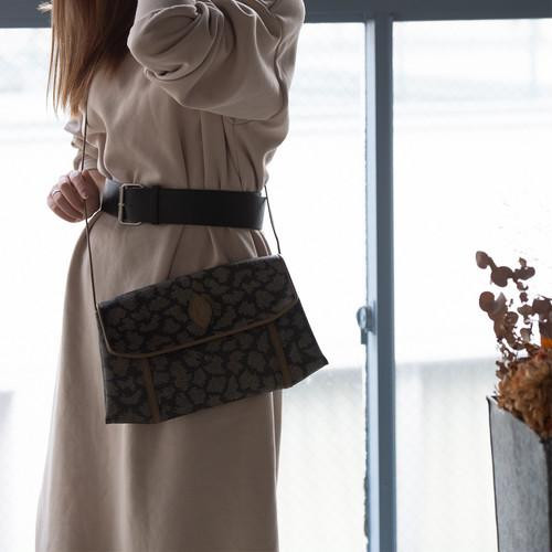vintage YVES SAINT LAURENT〈ヴィンテージサンローラン〉ショルダーバッグ