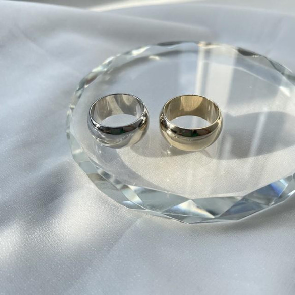 ラウンド ワイド メタル リング
