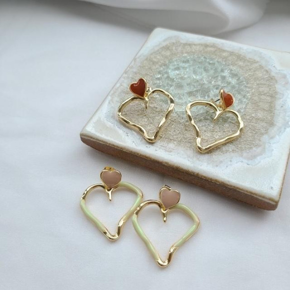 ダブル モチーフ スイング ピアス