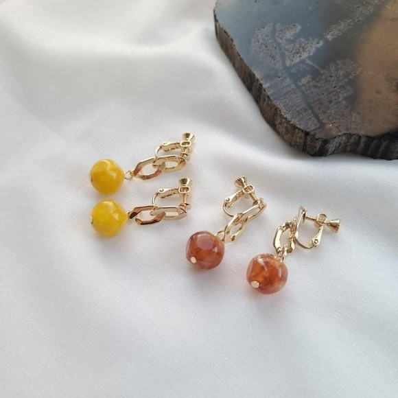 メタル チェーン アクリル ストーン イヤリング