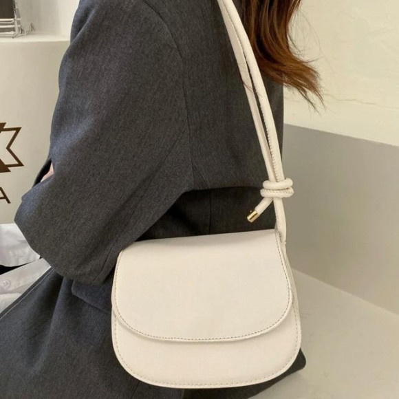 フェイクレザー フラップ ショルダーバッグ