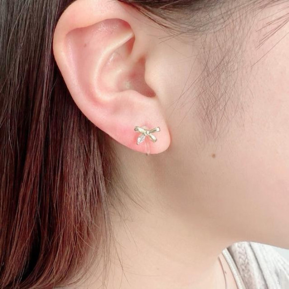 【金属アレルギー対応】ミニ メタル リボン ノンホールピアス/イヤリング