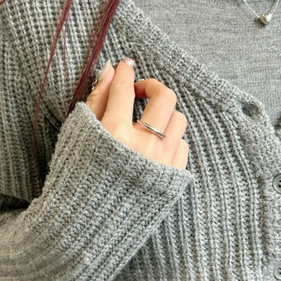合わせやすさ◎シンプルライン メタル リング