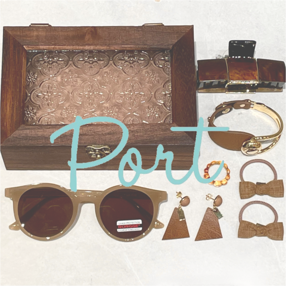 Port ／ナチュラルで優しいブラウンカラーアイテム♪